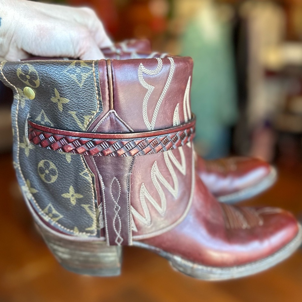 Designer Canty Boots 8